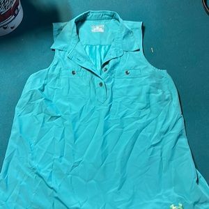 Under Armor sleeveless shirt